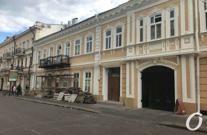 В Одессе отреставрировали старинный дом напротив Горсада