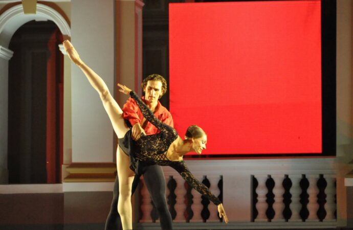 open-air балет на Театральной площади