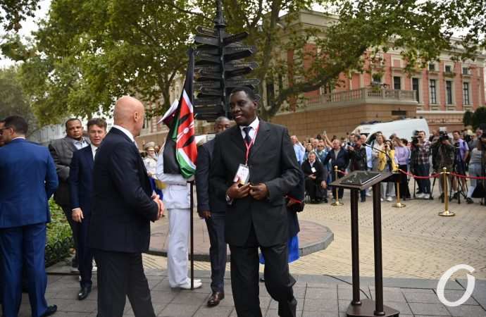 Труханов и представитель Момбасы