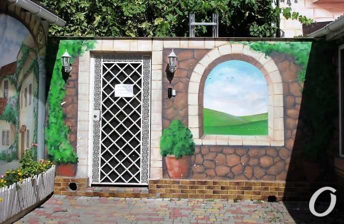 двор на Малой Арнаутской 12 стрит арт