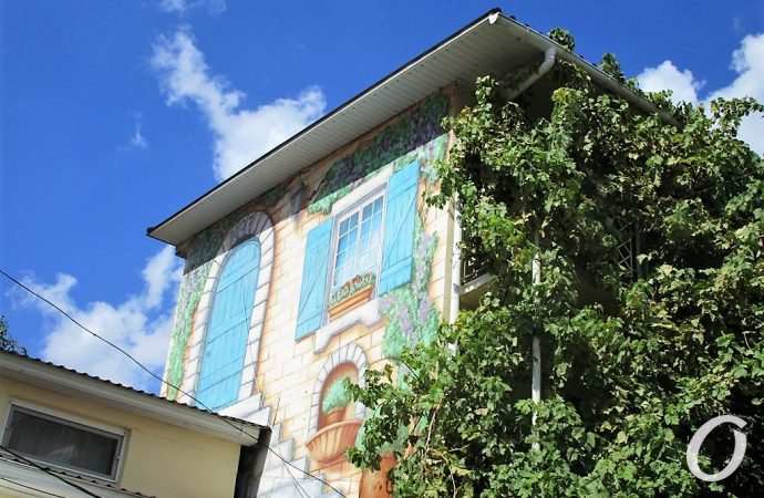 двор на Малой Арнаутской 12 стрит арт