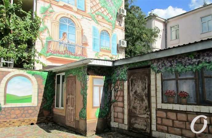 двор на Малой Арнаутской 12 стрит арт