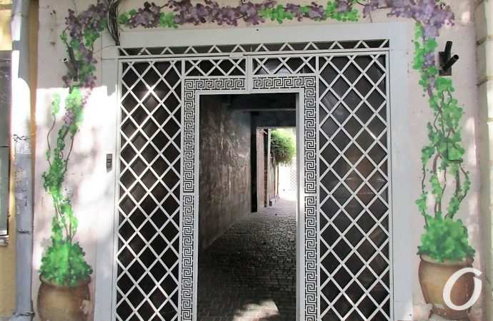 двор на Малой Арнаутской 12 стрит арт