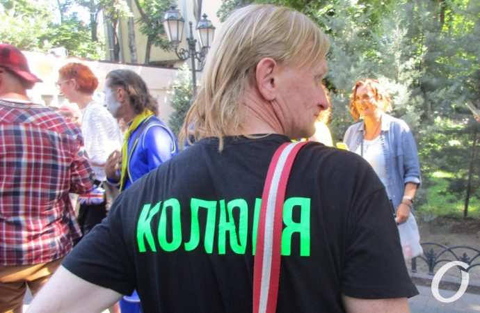 парад клоунов комедиада