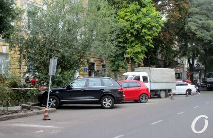 пастера парковка елочкой