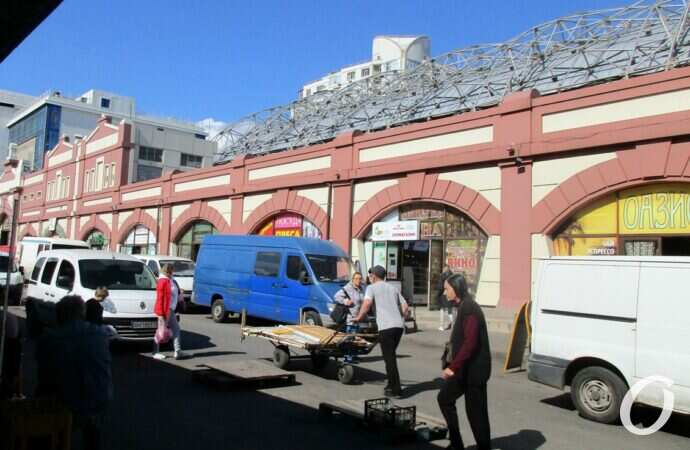 Одесская улица Привозная12