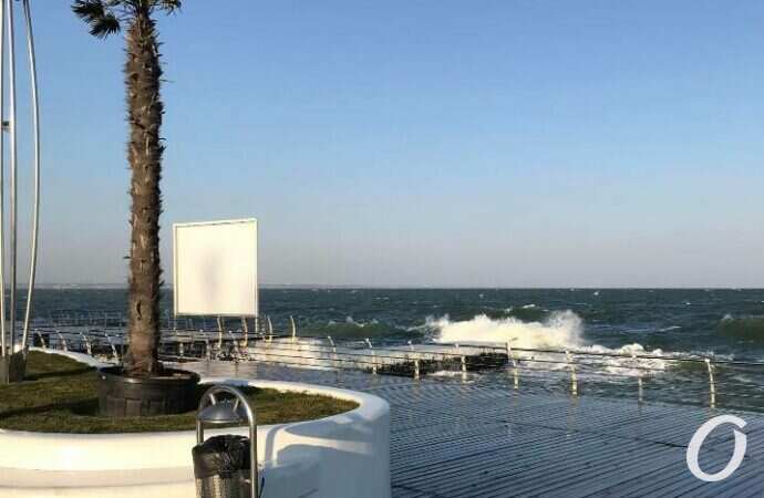 Шторм на Ланжероне