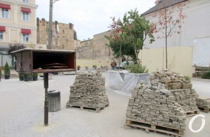 Красный переулок, плитка11