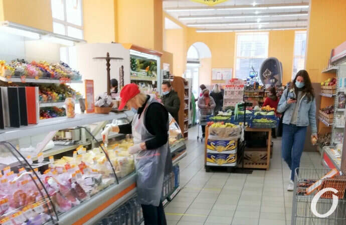 А еда все дорожает: октябрьские цены на «главные» продукты в одесских супермаркетах