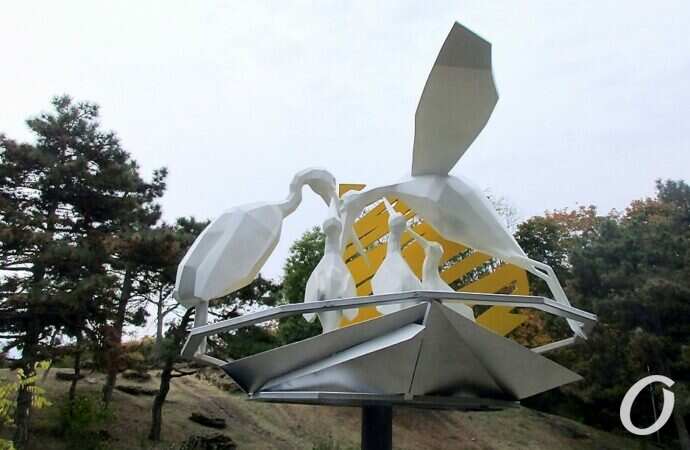 Арт-объект в парке Победы3