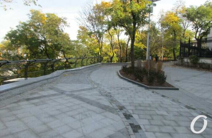 бульвар Жванецкого8