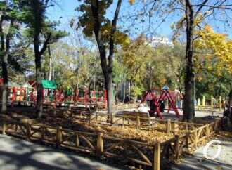 Обновленный одесский Алексеевский сквер может похвастаться двумя новыми детскими площадками
