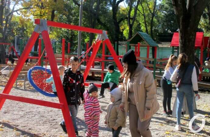 Алексеевский сквер октябрь 2021