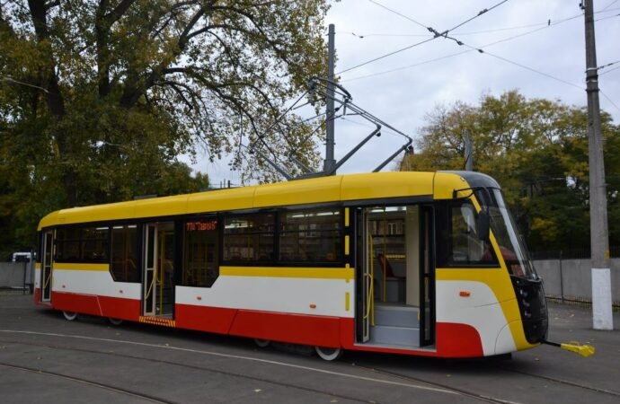 новый трамвай "Одиссей"5