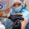 Вакцинація від COVID-19: в Україні дозволили другу бустерну дозу для всіх бажаючих