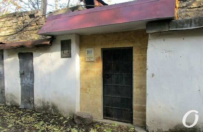 памятник каменоломам11