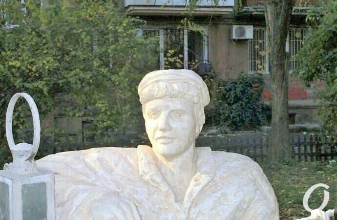 памятник каменоломам4