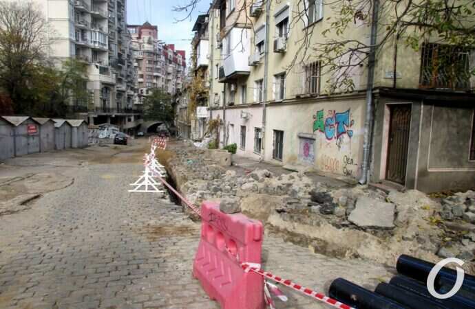 ремонт Деволановского спуска