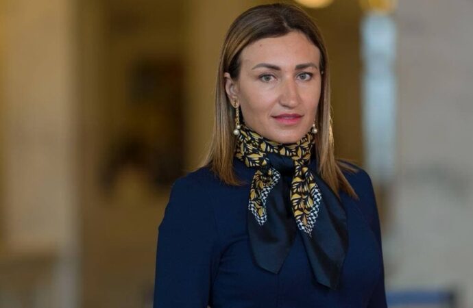 Татьяна Плачкова: Власть должна создавать будущее для молодёжи в Украине, а не думать о закрытии вузов