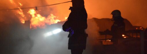 Сильный пожар в ночном клубе в Аркадии: владелец говорит о поджоге (ОБНОВЛЕНО)