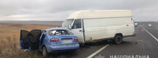 На трассе Одесса-Рени в лобовом столкновении автомобилей погиб ребенок