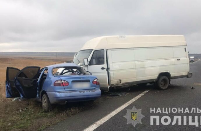 На трассе Одесса-Рени в лобовом столкновении автомобилей погиб ребенок