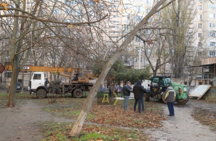 скандальная стройка на Бочарова4