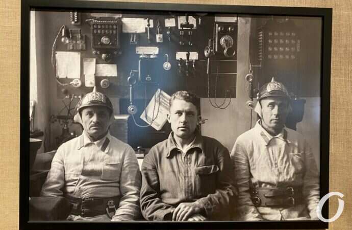 Выставка 100-летних фото Одессы16