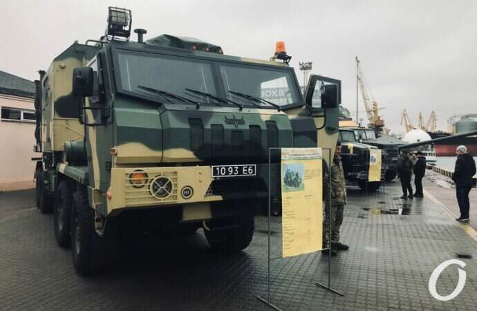 День ВСУ в Одессе: что показали на выставке военной техники на Морвокзале? (фоторепортаж)
