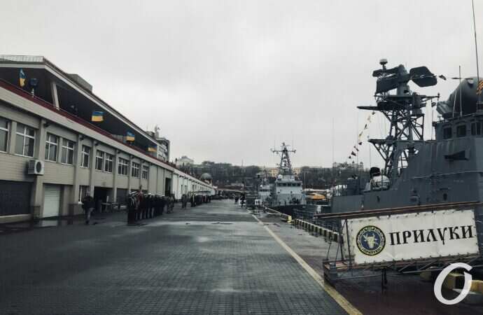 Выставка военной техники, Одесса, Морвокзал 06.12.2021-9