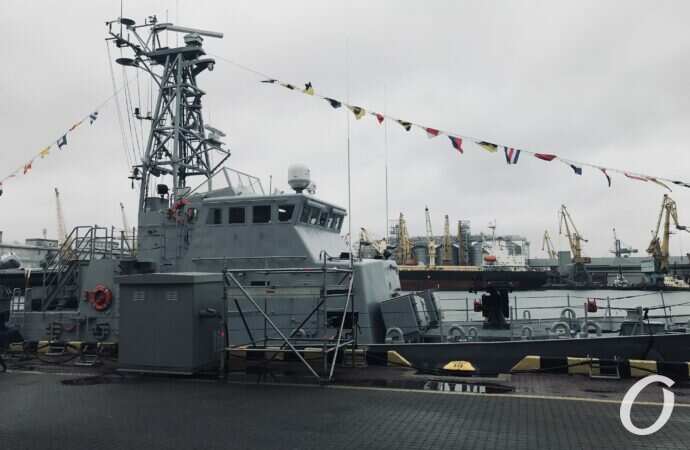 Выставка военной техники, Одесса, Морвокзал 06.12.2021-10