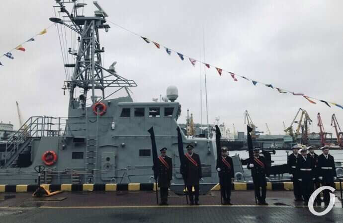 Выставка военной техники, Одесса, Морвокзал 06.12.2021-3