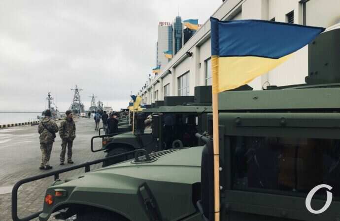 Выставка военной техники, Одесса, Морвокзал 06.12.2021-24