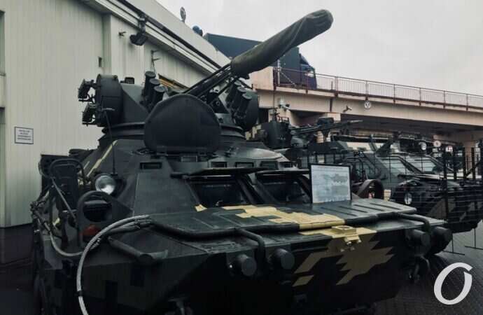 Выставка военной техники, Одесса, Морвокзал 06.12.2021-4