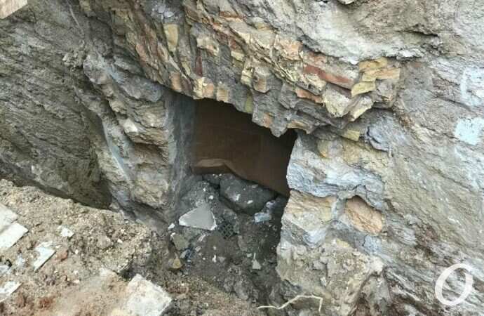 Раскопки у Одесской филармонии6