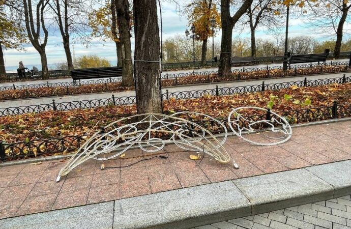 украшение Приморского бульвара10