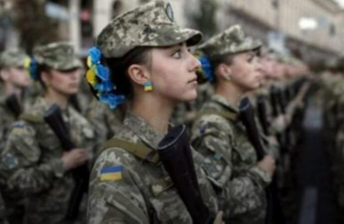 Військовий облік для жінок: у Міноборони істотно скоротили список «призовних» професій