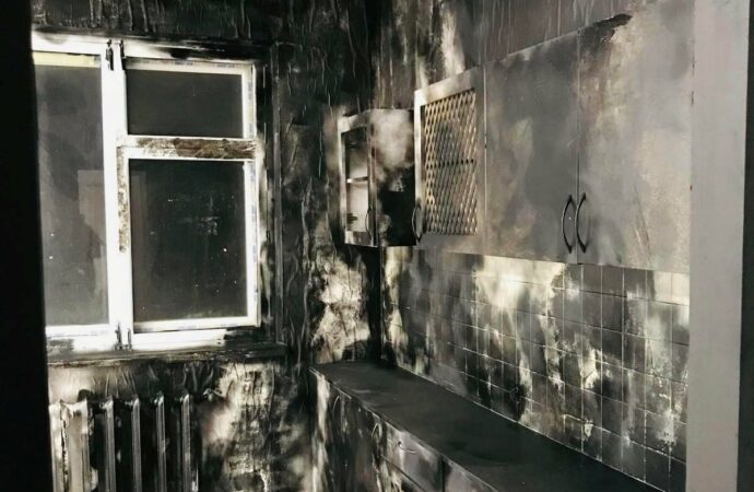 Одесских школьников хотят напугать сгоревшей комнатой (фото)