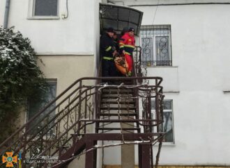 В Белгороде-Днестровском медикам скорой пришлось вызывать на помощь спасателей