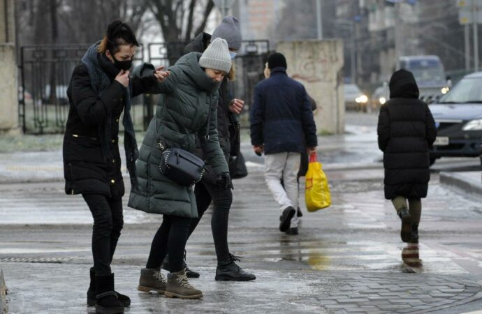 Погода в Одессе: в четверг, 27 января, сохранится гололедица