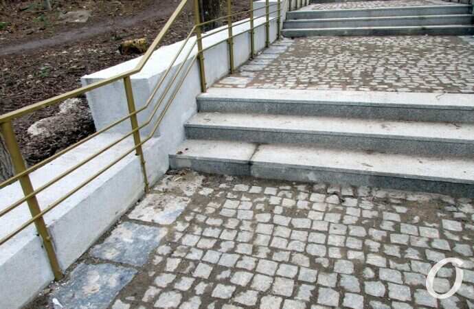 Курсантская лестница после ремонта3