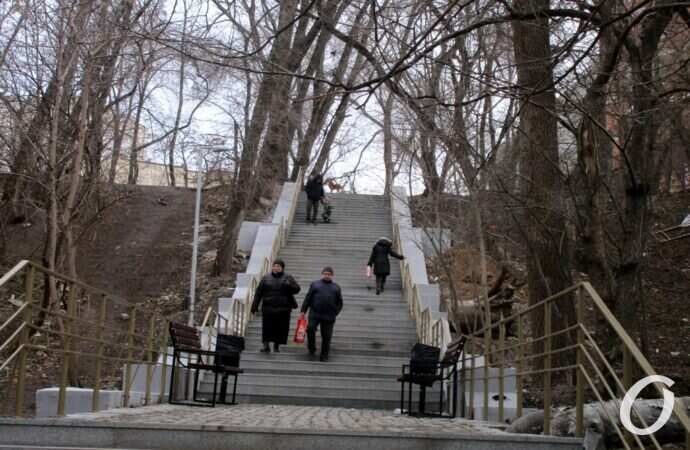 Курсантская лестница после ремонта4