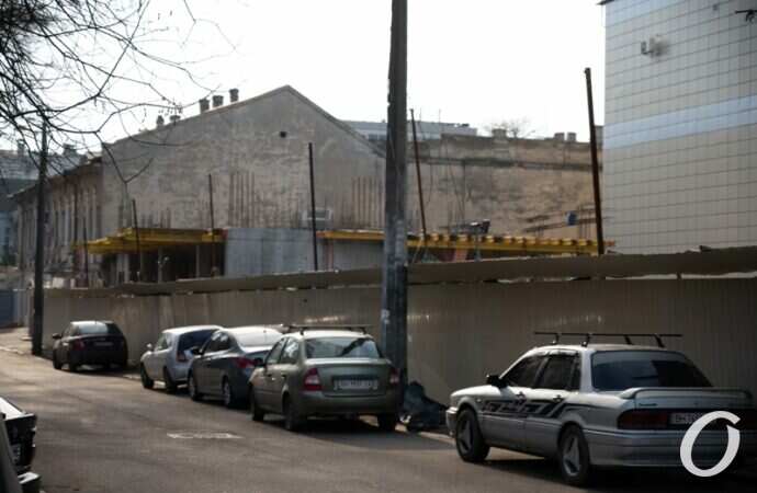 Застройка Одессы, Базарная10