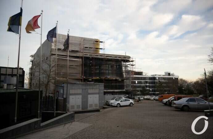 стройка у дельфинария8