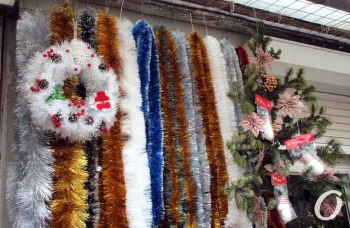 Одесса перед Рождеством, мишура