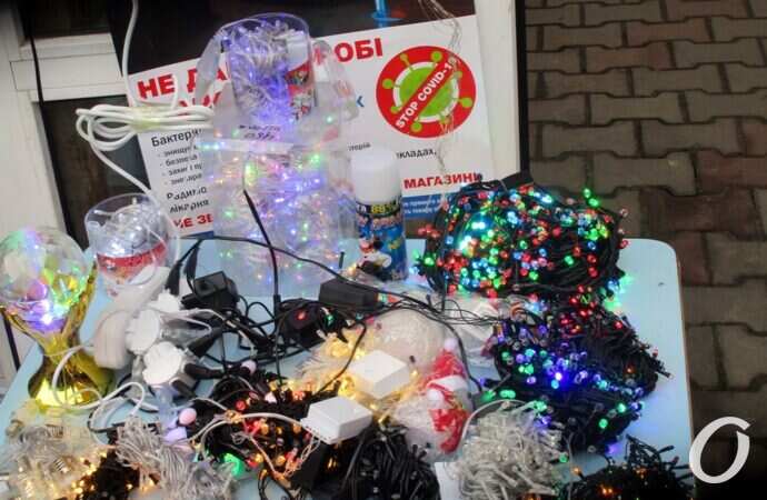 Одесса перед Рождеством, гирлянды
