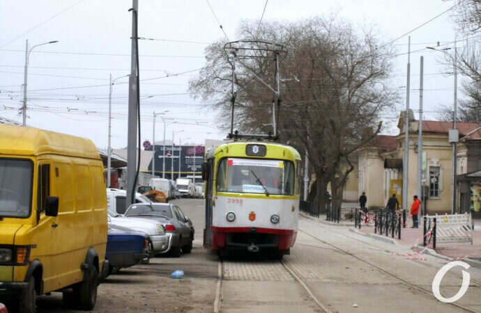 Одеський Новощіпний ряд: іспит трамваєм і трохи проблем (фоторепортаж)