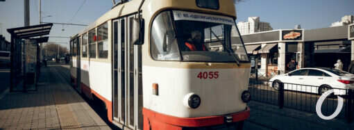 На одесскую Старосенную площадь вернулся трамвай №11 (фоторепортаж)