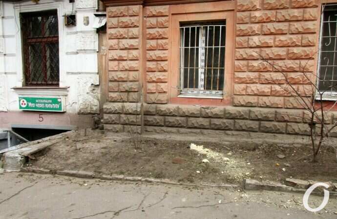 Дом на Коблевской, 7, пострадавший от непогоды2