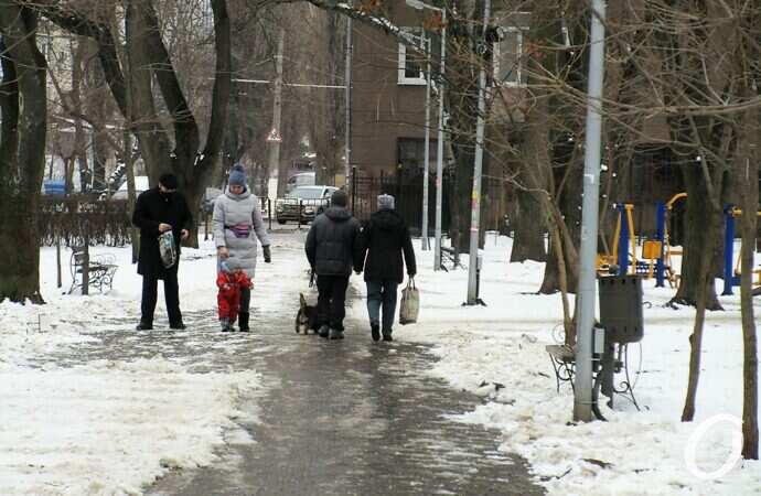 Сквер на 7-й станции Фонтана16